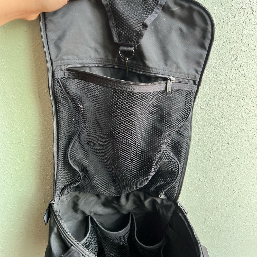 L.L. Bean Black Men's Bag - Picture 2 of 7